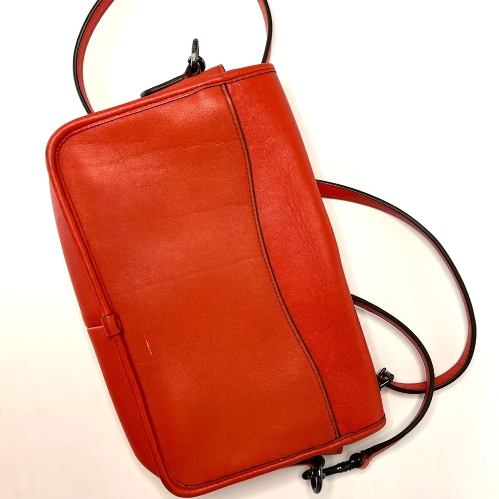 Coral Coach Crossbody Bag - Picture 4 of 5